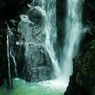 5 Air Terjun Unik di Manggarai Timur NTT, Ada yang Punya Sarang Walet