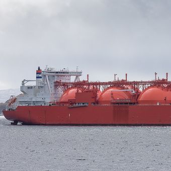 Ilustrasi kapal tanker pengangkut LNG.
