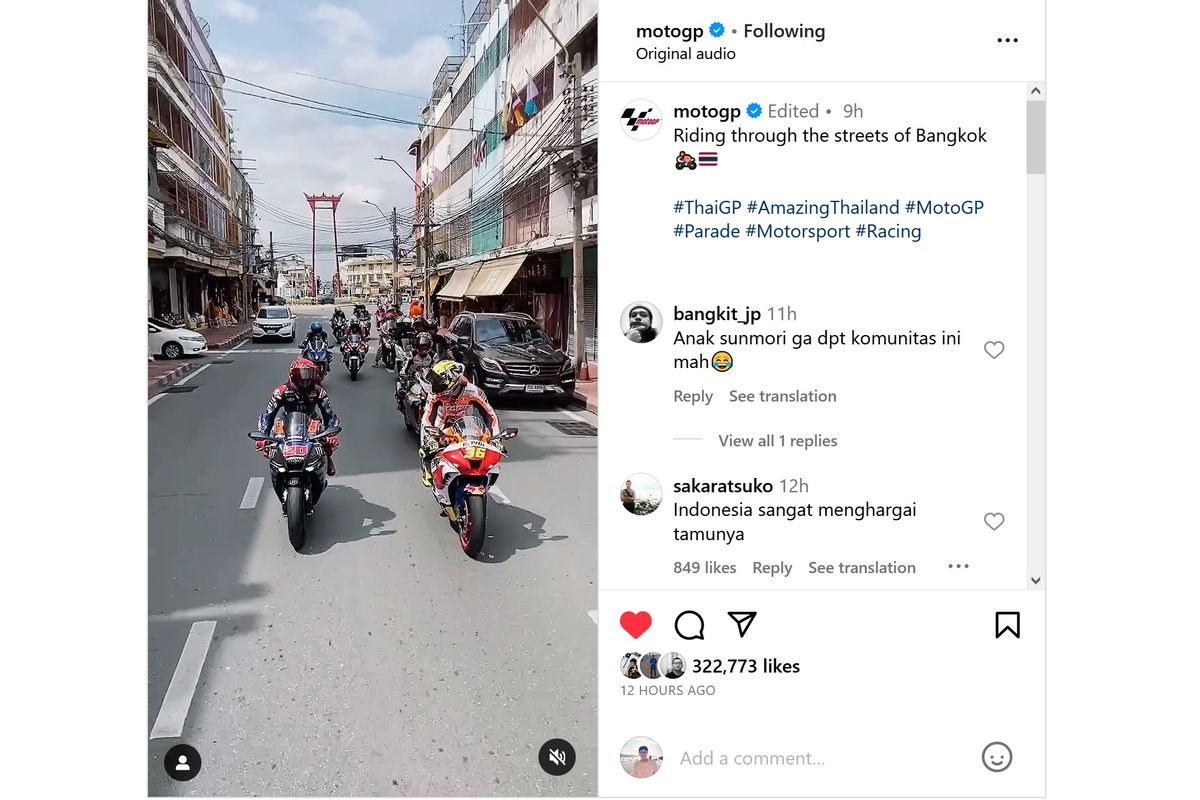 Para pebalap MotoGP melakukan arak-arakan atau konvoi di sepanjang jalanan Bangkok, Thailand.
