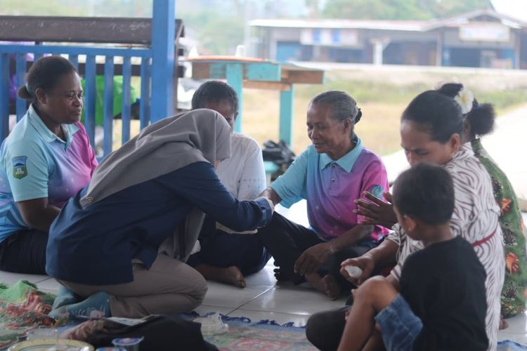 Biji Pala Diubah Jadi Pembersih Tangan Organik, Tingkatkan Pendapatan Warga Werianggi-Werabur Papua Barat