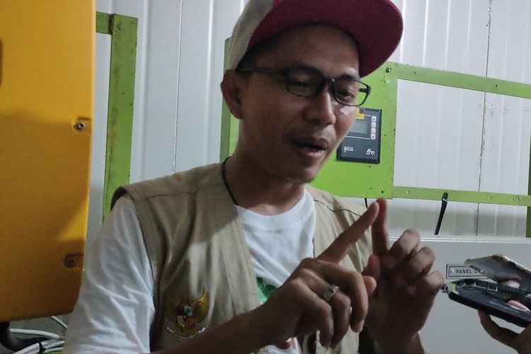 Inspektur Ketenagalistrikan Ahli Muda Dinas Energi dan Sumber Daya Mineral Kalimantan Timur Ahmad Pranata.