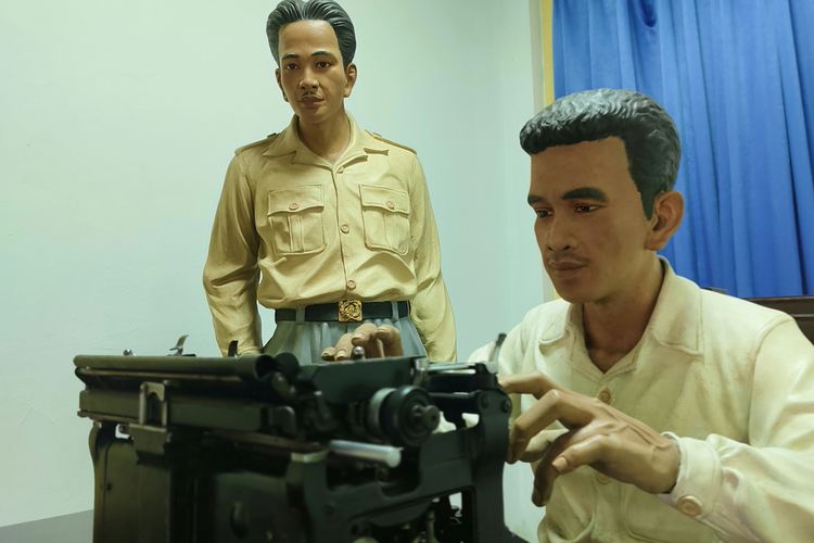 Diorama Sayuti Melik saat mengetik naskah proklamasi kemerdekaan Indonesia ditemani BM Diah, di Rumah Laksamana Maeda, Museum Perumusan Naskah Proklamasi, Jakarta Pusat, Minggu (3/8/2025).