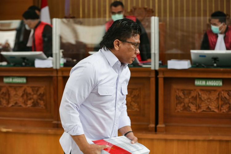 Terdakwa kasus pembunuhan berencana Brigadir Nofriansyah Yosua Hutabarat atau Brigadir J, Ferdy Sambo menjalani sidang pembacaan tuntutan di Pengadilan Negeri Jakarta Selatan, Selasa (17/1/2023). Ia dituntut hukuman penjara seumur hidup oleh Jaksa Penuntut Umum