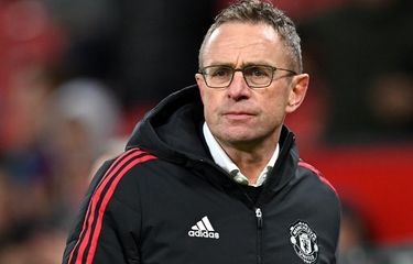 Pelatih interim Manchester United, Ralf Rangnick, seusai Setan Mernag menang 1-0 atas Crystal Palace pada pekan ke-15 Liga Inggris.