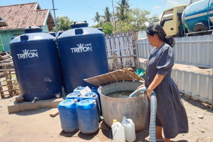 9.349 Warga Sumbawa Barat Terdampak Krisis Air Bersih Imbas Kekeringan