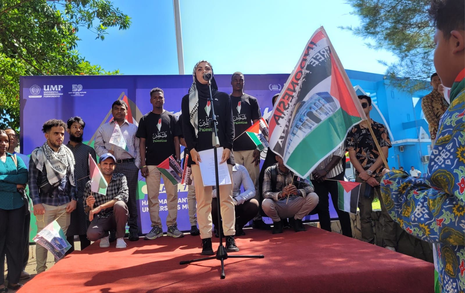 Keharuan Mahasiswi Asal Palestina di Purwokerto Saat Mendapat Banyak Dukungan Rakyat Indonesia