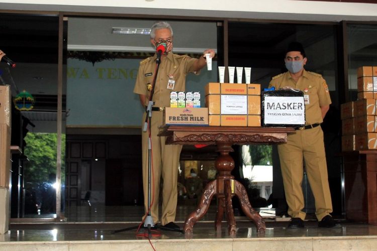 Merek Kosmetik Lokal Ikut Produksi Hand Sanitizer untuk Donasi