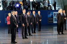 Sekjen NATO: Kita Harus Lawan Rezim Otoriter China dan Rusia