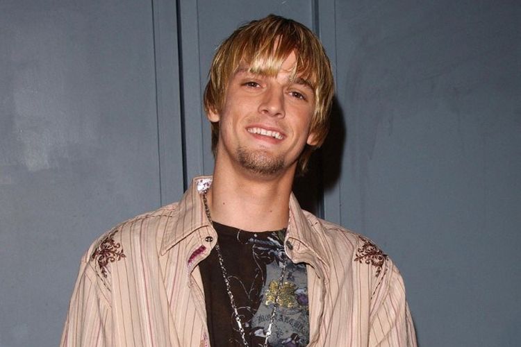 Penyanyi Aaron Carter meninggal dunia pada 5 November 2022. Dia ditemukan tak bernyawa di rumahnya di Lancaster, California. foto diambil pada 20 Juni 2006 di acara T-Mobile Sidekick 3 di Sunset Boulevard, Hollywood.