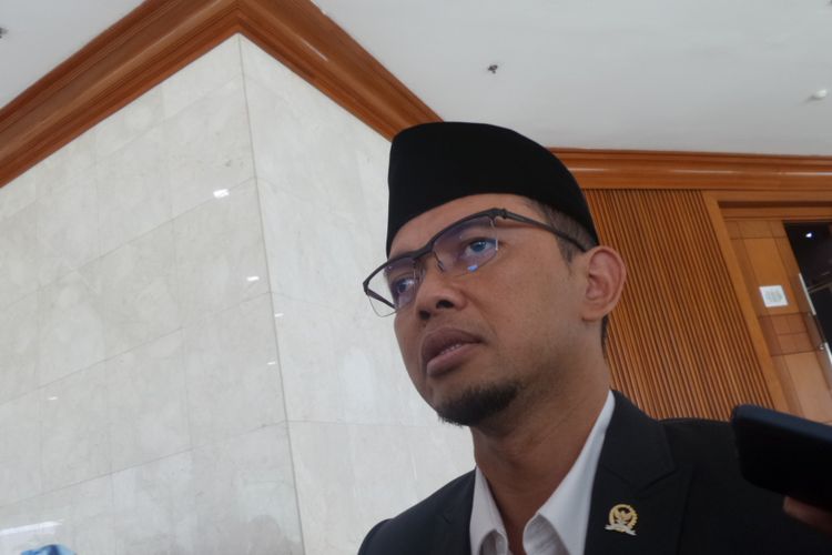 Anggota Komisi VIII DPR Maman Imanulhaq di Kompleks Parlemen, Senayan, Jakarta, Selasa (5/12/1017).