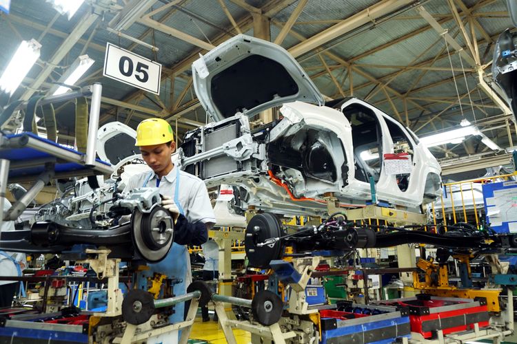 Produksi Yaris Cross di Toyota Motor Manufacturing Indonesia (TMMIN)                               