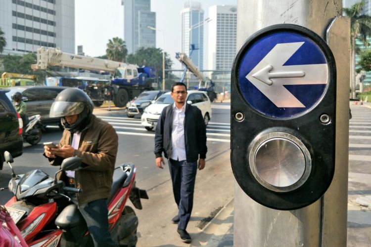 Tombol pelican crossing di Bundaran HI, Senin (30/7/2018). 