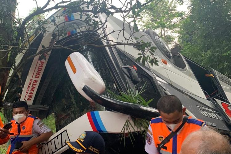 Kecelakaan Bus Pariwisata di Sumedang, Jawa Barat