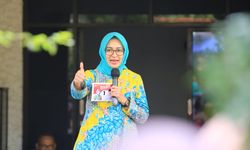 Cegah Anak Perempuan Putus Sekolah, Airin Rachmi Diany Tawarkan Program Beasiswa Ini