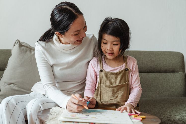 Ilustrasi cara mendisiplinkan anak di rumah