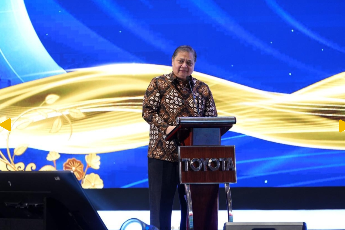 Rupiah Tembus Rp 17.300, Airlangga Sebut Tekanan Dipicu Gejolak Global