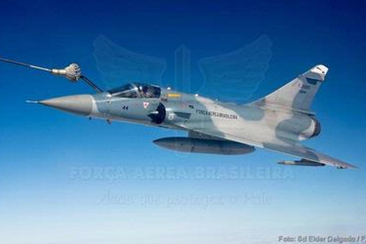 Pesawat tempur Mirage 2000 buatan Perancis kini menjadi ujung tombak Angkatan Udara Brasil. 