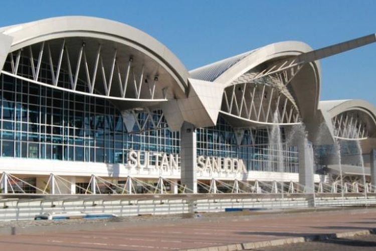 Bandara Internasional Sultan Hasanuddin, Makassar.