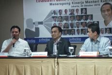 Survei Poltracking: Setahun Pemerintahan Jokowi Tidak Ada Perubahan