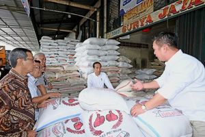 Istana Heran Harga Beras di Cipinang Turun tapi di Warung Masih Mahal