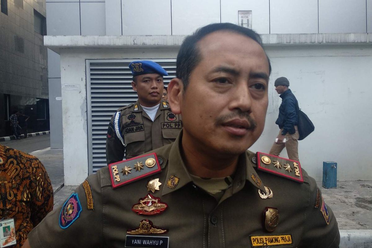 Kepala Satuan Polisi Pamong Praja DKI Jakarta Yani Wahyu di Balai Kota DKI Jakarta, Jumat (11/1/2019).
