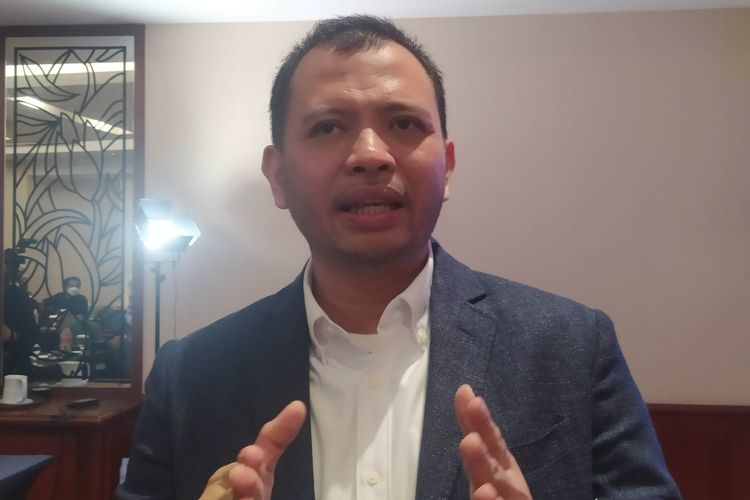 Direktur Eksekutif Poltracking Indonesia Hanta Yuda saat ditemui di Hotel Bidakara, Jakarta Selatan, Kamis (9/6/2022). 