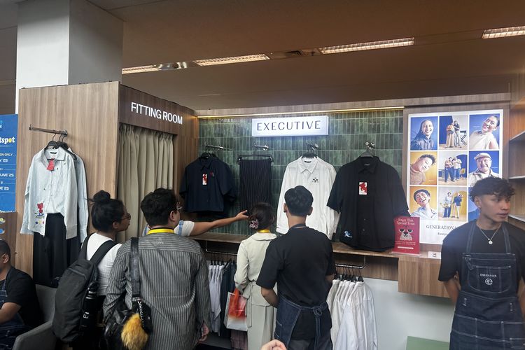 Beberapa booth yang hadir meramaikan acara Brightspot Market 2025 di Landmark Centre, Jakarta Pusat, Rabu (28/5/2025).