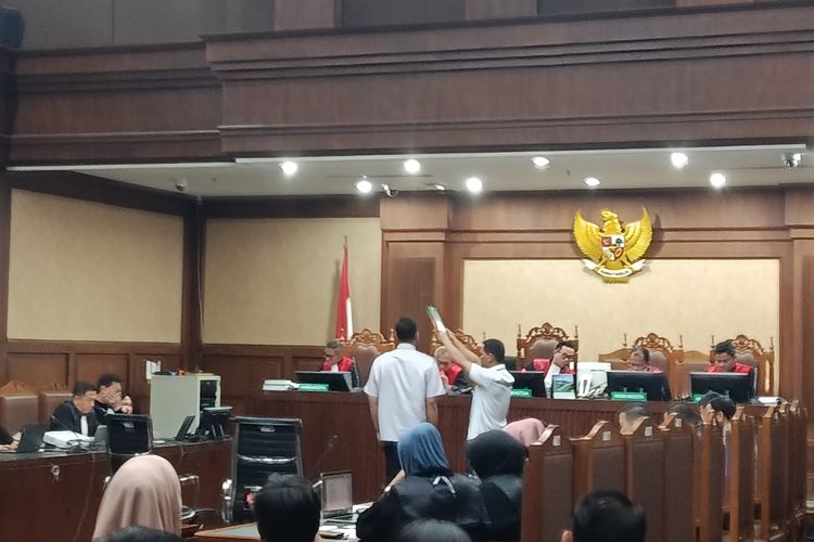 Panasnya Sidang Chromebook, BPKP Sebut Negara Rugi Rp 1,5 T, Emosi Kubu Nadiem Terpancing