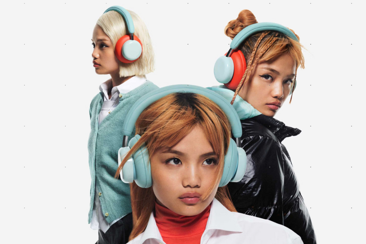 Untuk daya tahan baterai, CMF Headphone Pro diklaim mampu bertahan hingga 65 jam tanpa ANC aktif.