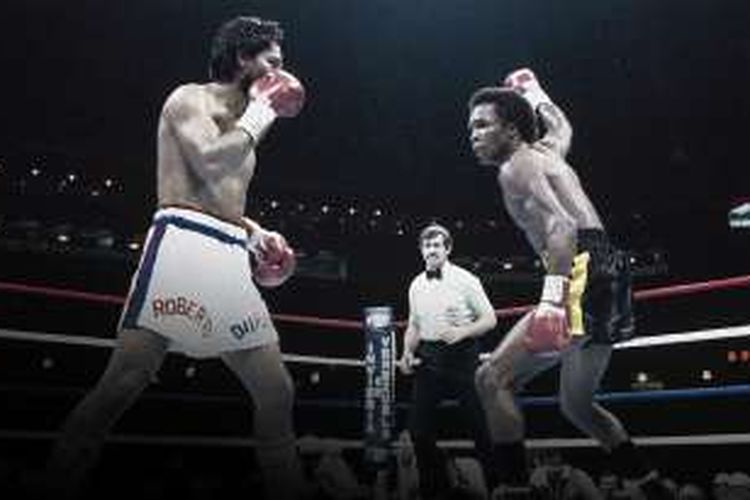 Duel antara Sugar Ray Leonard (kanan) dan Roberto Duran.