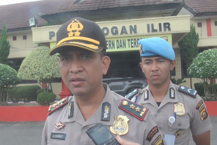 Kapolres Ogan Ilir AKBP Gazali Ahmad, Sik