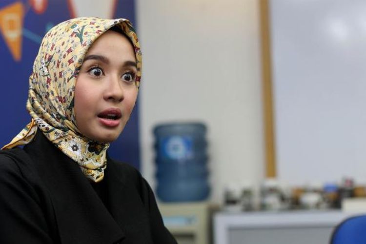 Laudya Cynthia Bella saat berbincang dengan Kompas.com di Gedung Kompas Gramedia, Palmerah Selatan, Jakarta Pusat, Jumat (11/11/2016). 