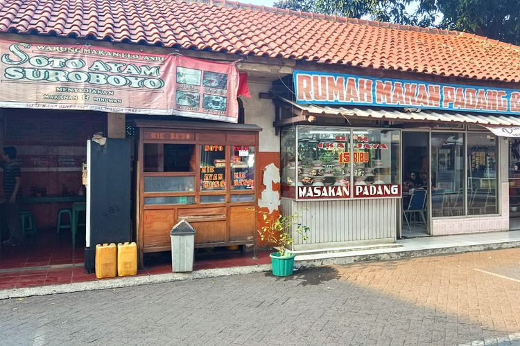 Terminal Kampung Rambutan, Jakarta Timur