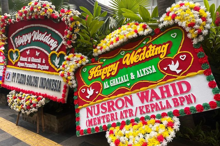 Ucapan Karangan Bunga Pernikahan Al Ghazali dan Alyssa Daguise