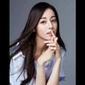Berpapasan dengan Dilraba Dilmurat, Video Dylan Wang Salfok sampai Nabrak Staf Viral