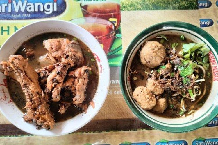 Ilustrasi menu bakso yang ada di BAKSO ITEM BEWOK, Depok.