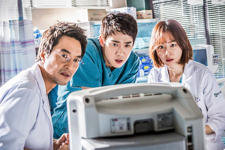 Akting Yoo Yeon Seok dalam drama Dr. Romantic yang tayang 2016