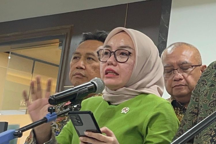 Wamenkop Lepas 86 Pekerja Migran ke Jepang, Beri Pesan Jadi Wirausaha Saat Pulang