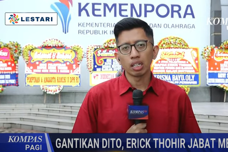 Karangan bunga hiasi kantor Kemenpora jelang sertijab Menpora RI.