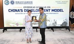 Gandeng Universitas Peking, Kementrans Gali Inspirasi Pembangunan dari China