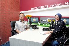 Genjot Literasi, Peneliti Unpad Kembangkan Permainan Tradisional Engklek