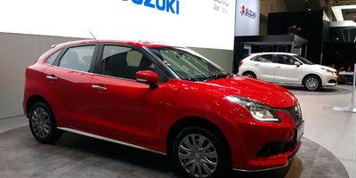 Jualan di Pameran, Suzuki Mobil dan Motor “Senyum Manis”