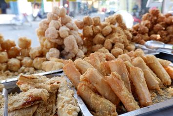 7 Makanan Bikin Asam Lambung Tiba-tiba Naik, Tak Sadar Sering Disajikan
