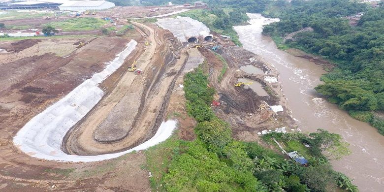 Kondisi terkini proyek Terowongan Nanjung, Kabupaten Bandung, Minggu (10/3/2019). Salah satu proyek pengendalian Sungai Citarum itu ditargetkan selesai akhir tahun ini.
