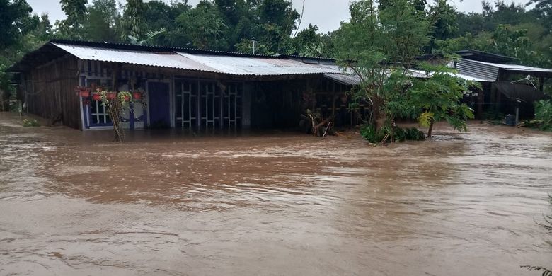 PHOTO:Rumah warga di Kabupaten Timor Tengah Utara (TTU) yang diterjang banjir