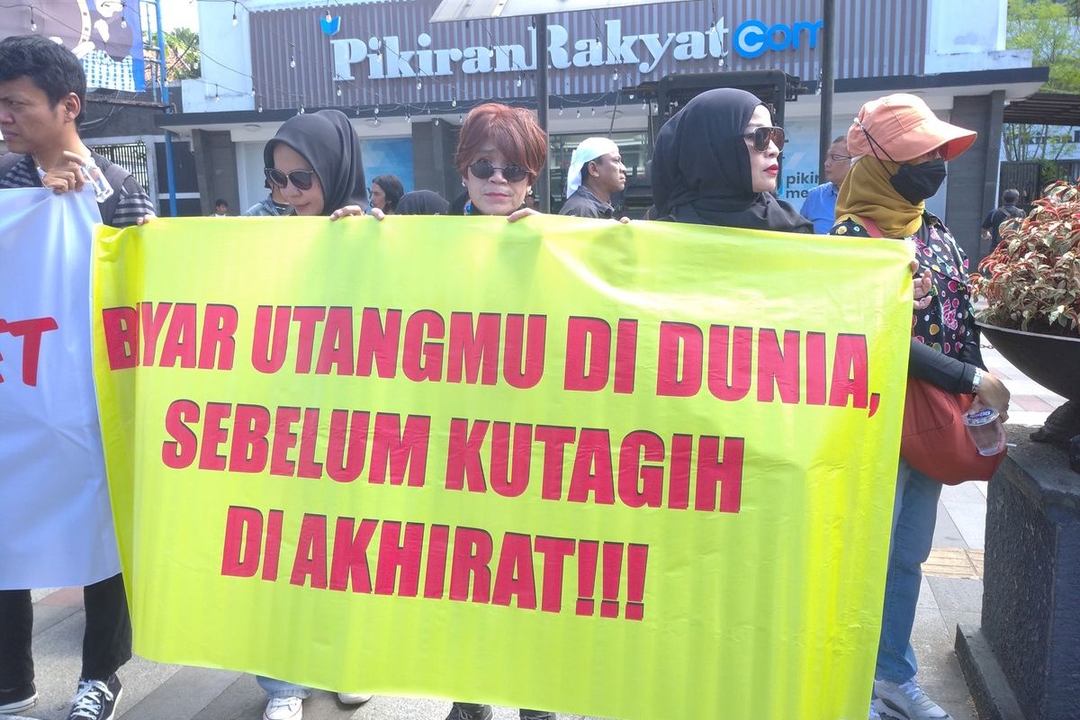 Cerita Ratusan Mantan Karyawan Pikiran Rakyat Tuntut Perusahaan Bayar