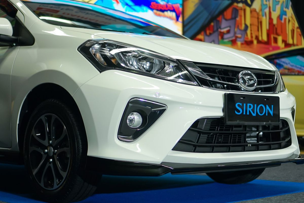 Peluncuran Daihatsu Ayla dan Sirion terbaru, Kamis (19/3/2020) dilakukan melalui live streaming akibat penyebaran virus Corona. Pembaruan di kedua model terbilang minim namun diharapkan dapat memacu pasar LCGC dan Hatchback yang melambat akibat kondisi ekonomi dan global. Foto : ADM