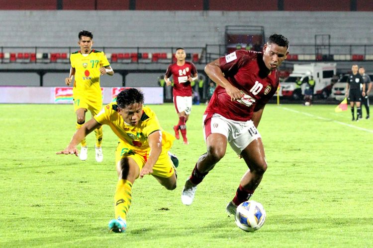 Laga Bali United vs Kedah Darul Aman FC dalam rangkaian Grup G AFC Cup 2022 yang berlangsung di Stadion Kapten I Wayan Dipta, Gianyar, Bali, pada Jumat (24/6/2022) malam WIB.