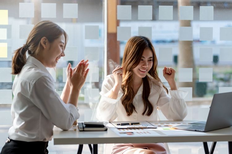 Ilustrasi karyawan kontrak.