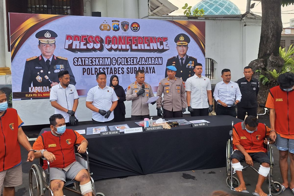 Pelaku sindikat pencurian mobil taxi online, Rabu (16/4/2025).